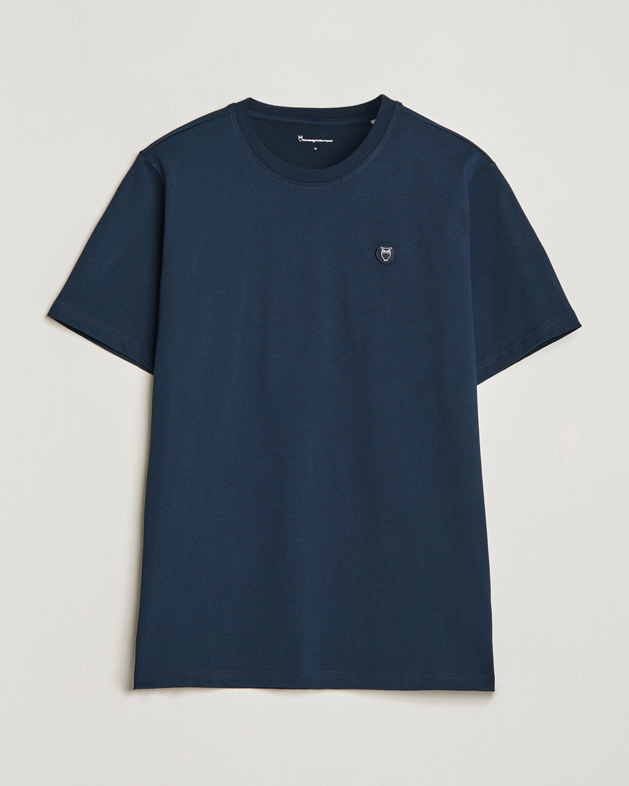 Heren | T-shirts | KnowledgeCotton Apparel | Loke Badge T-Shirt Total Eclipse