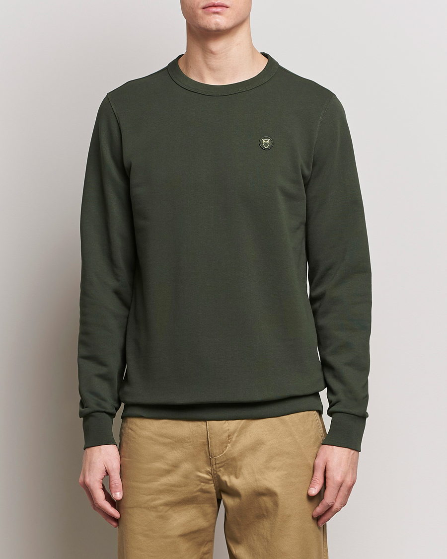 Heren |  | KnowledgeCotton Apparel | Erik Badge Sweatshirt Forest Night