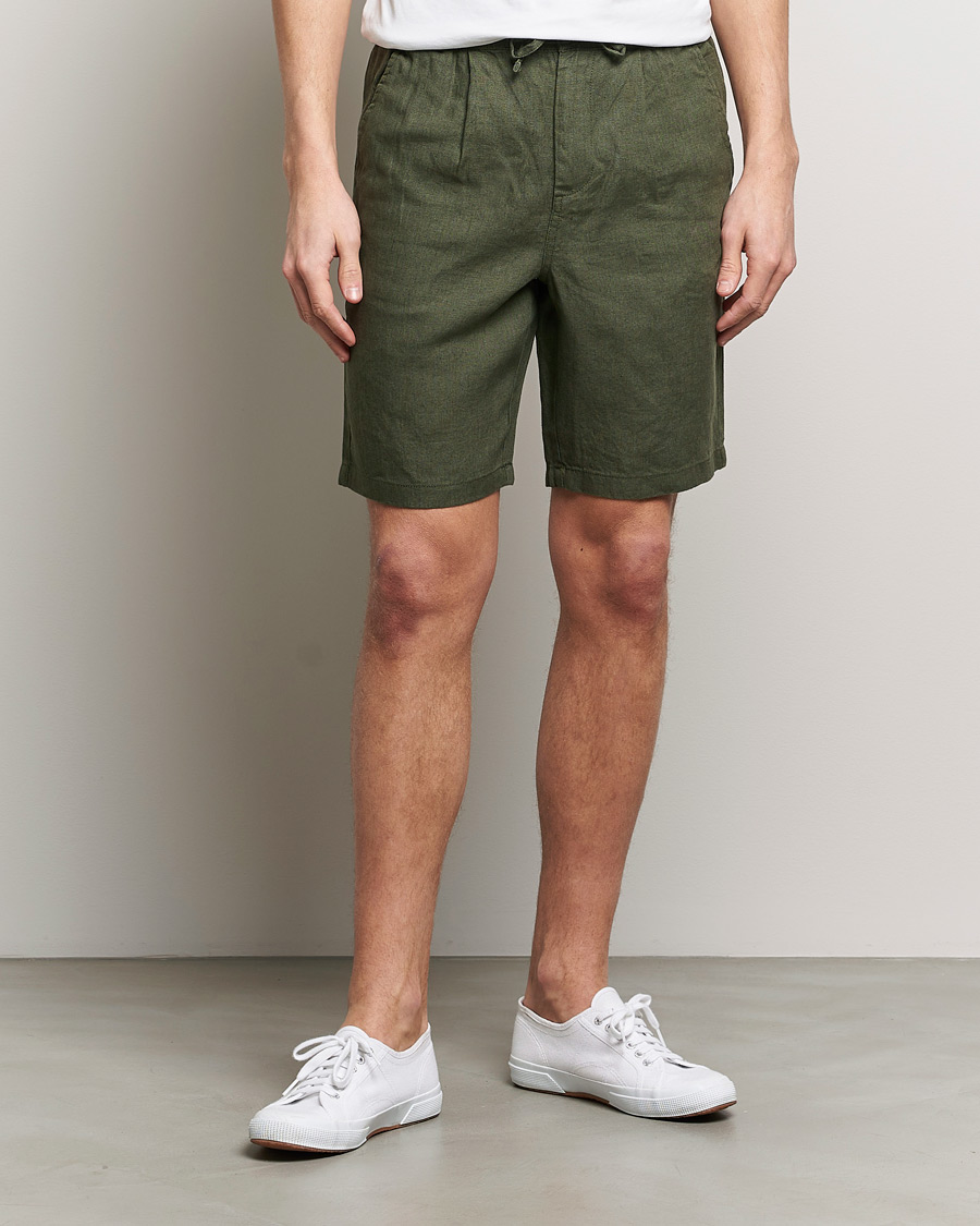 Heren | KnowledgeCotton Apparel | KnowledgeCotton Apparel | Loose Linen Shorts Burned Olive