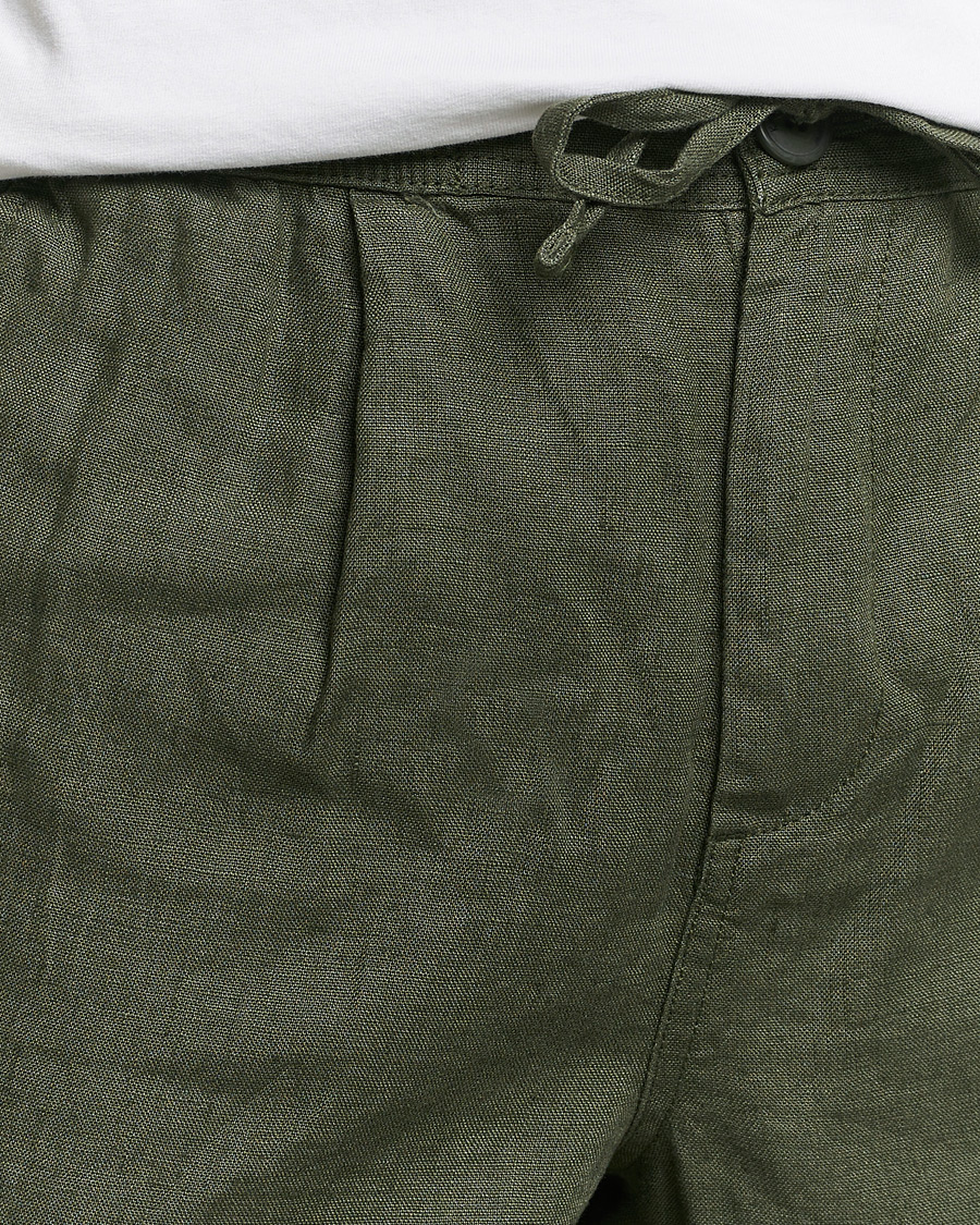 Heren | Korte broek | KnowledgeCotton Apparel | Loose Linen Shorts Burnt Olive