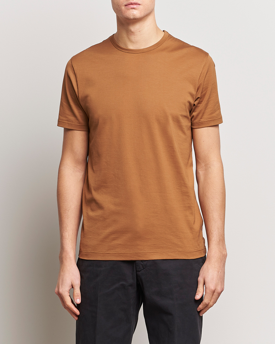 Heren | Best of British | Sunspel | Crew Neck Cotton Tee Dark Camel