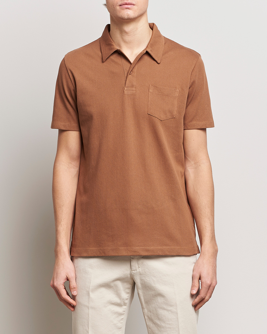 Heren | Poloshirts met korte mouwen | Sunspel | Riviera Polo Shirt Dark Camel