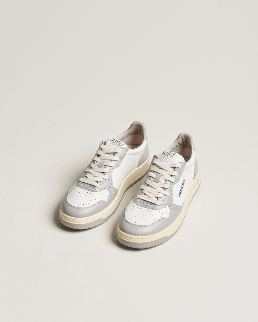 Men |  | Autry | Medalist Low Bicolor Leather Sneaker White/Grey