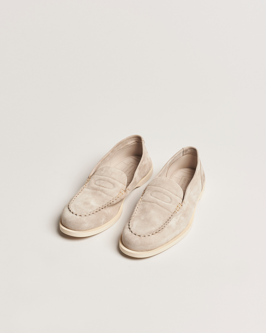 Heren | John Lobb Pace Summer Loafer Sand Suede | John Lobb | Pace Summer Loafer Sand Suede
