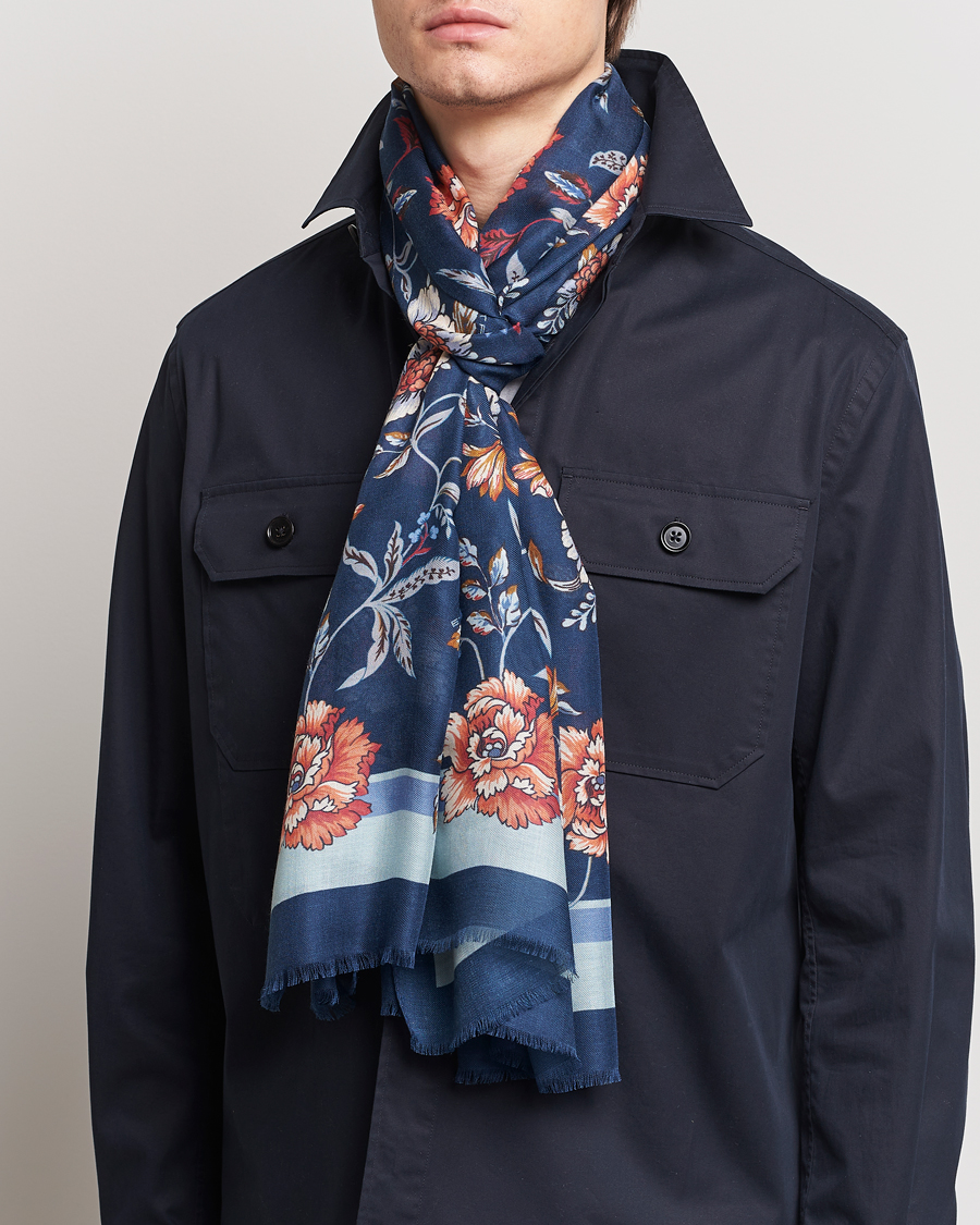 Heren | Etro Modal/Cashmere Printed Scarf Dark Blue | Etro | Modal/Cashmere Printed Scarf Dark Blue