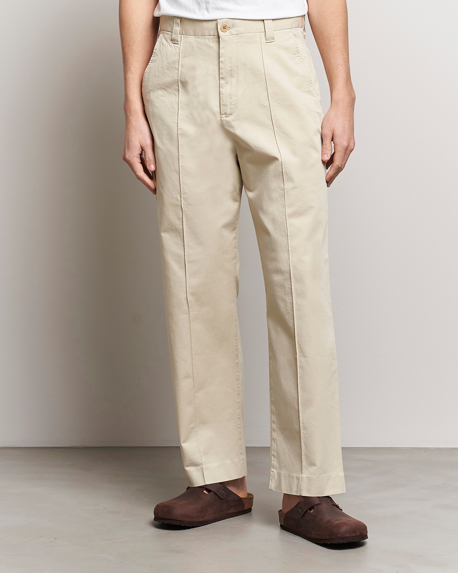 Herr | Byxor | NN07 | Tauber Pleated Trousers Ecru