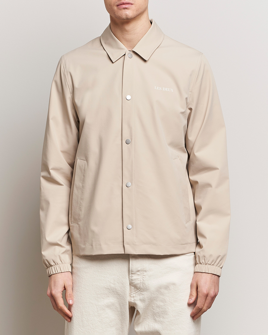 Heren | LES DEUX | LES DEUX | Idris Coach Jacket Light Desert