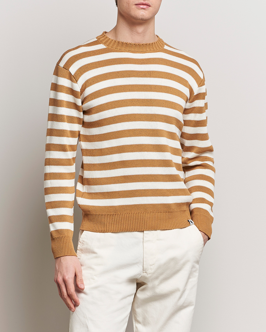 Heren | Truien | Peregrine | Richmond Organic Cotton Sweater Amber