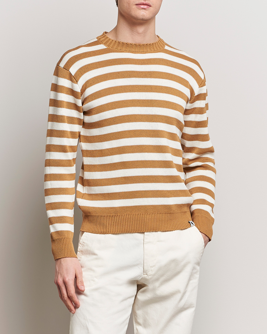 Heren | Best of British | Peregrine | Richmond Organic Cotton Sweater Amber