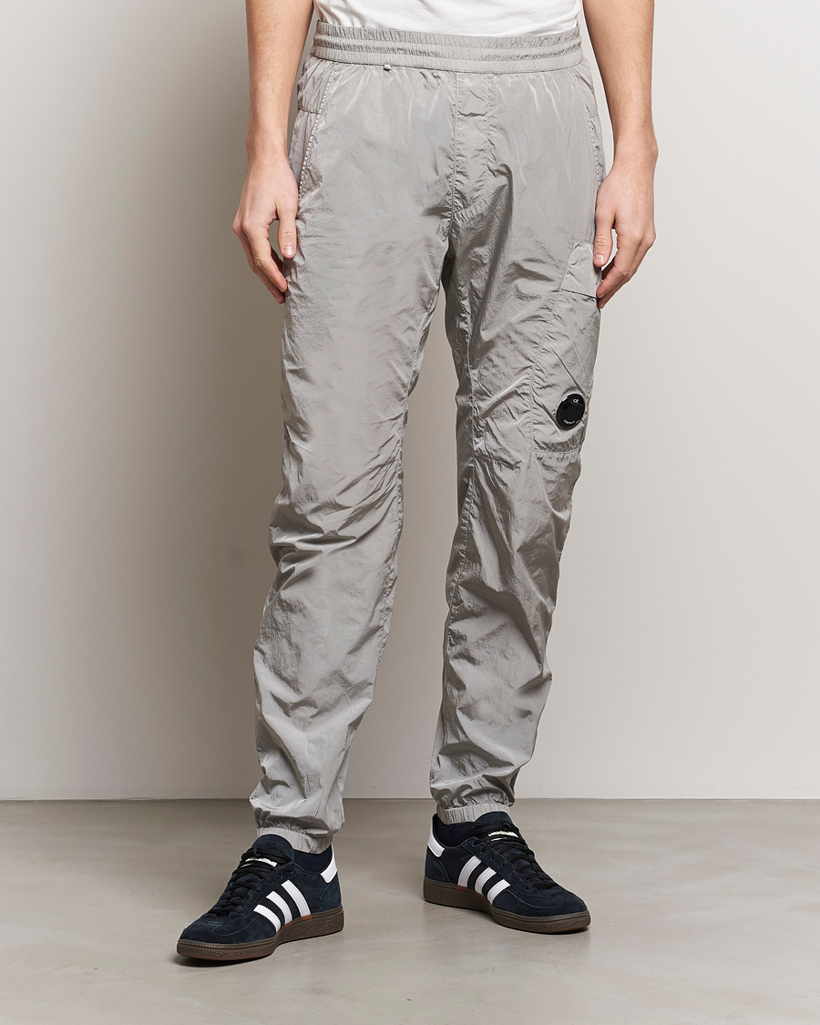 Men | C.P. Company | C.P. Company | Chrome - R Cargo Lens Trousers Light Grey