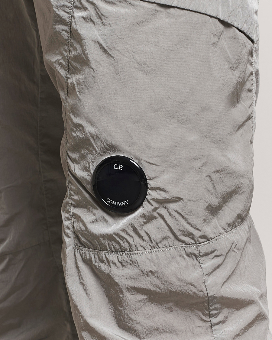 Heren | Broeken | C.P. Company | Chrome - R Cargo Lens Trousers Light Grey