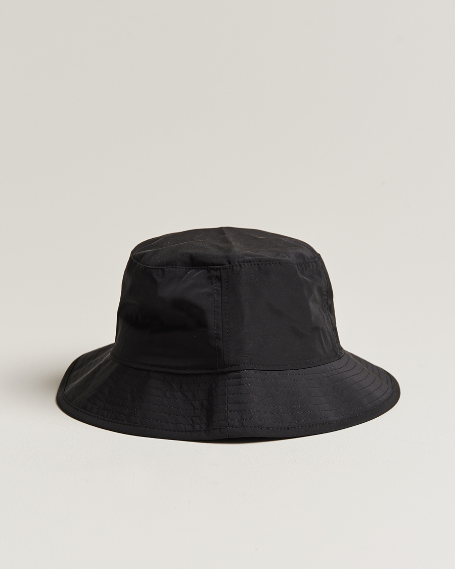 Heren | C.P. Company Chrome R Bucket Hat Black | C.P. Company | Chrome R Bucket Hat Black