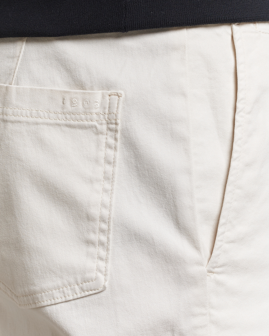 Heren | Korte broek | Tiger of Sweden | Caid Cotton Chino Shorts Summer Snow