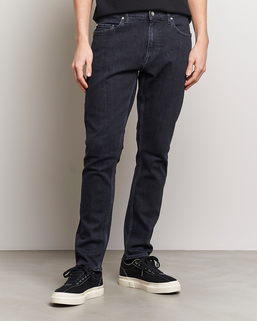 Men | Tapered fit | Tiger of Sweden | Pistolero Jeans Black