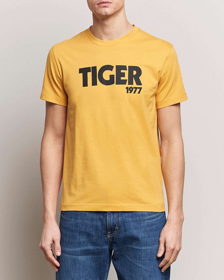 Heren | Tiger of Sweden | Tiger of Sweden | Dillan Crew Neck T-Shirt Yellow