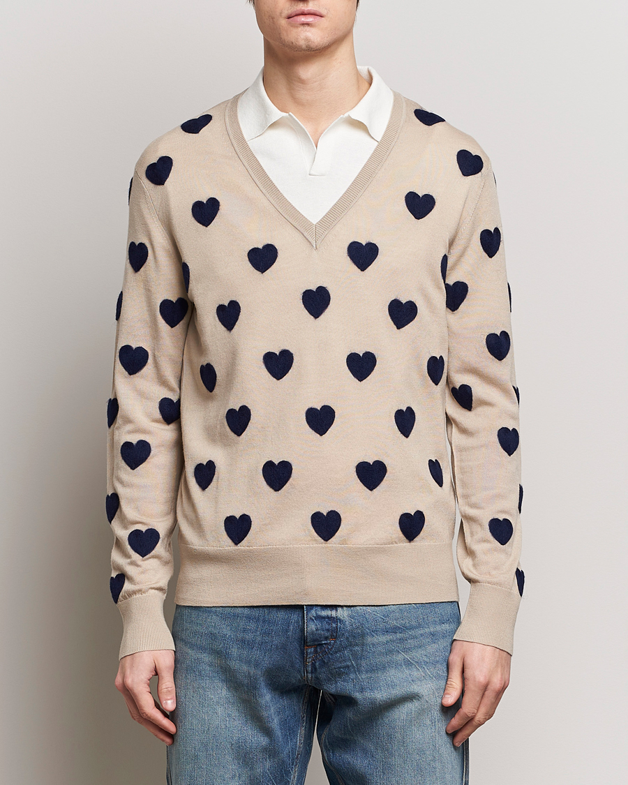 Heren | Gebreide truien | Tiger of Sweden | Aaron Heart Knitted V Neck Nomad