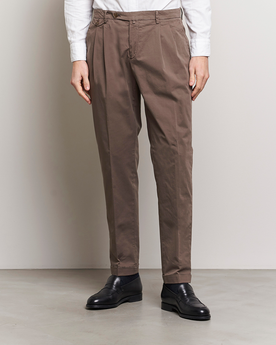 Heren | Italian Department | Briglia 1949 | Easy Fit Pleated Cotton Stretch Chino Brown