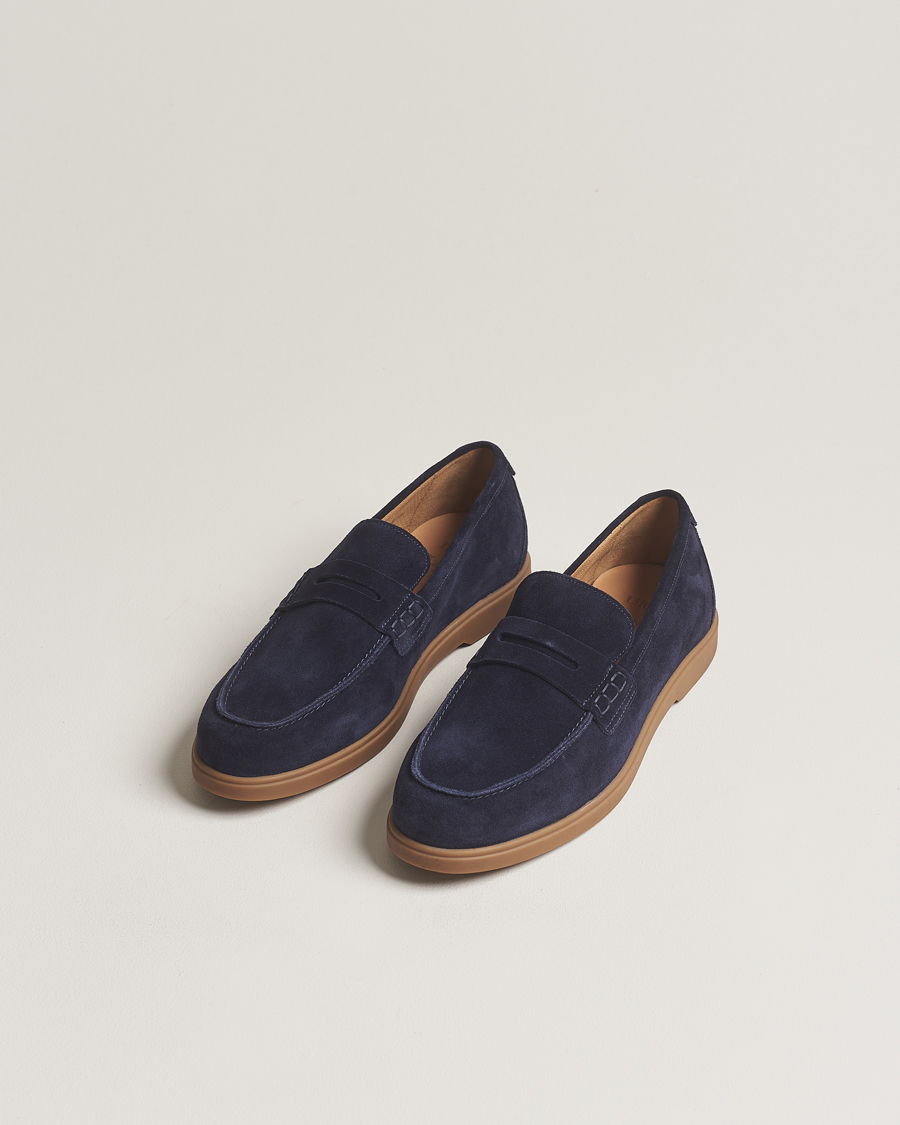 Heren | Loake 1880 Lucca Suede Penny Loafer Navy | Loake 1880 | Lucca Suede Penny Loafer Navy