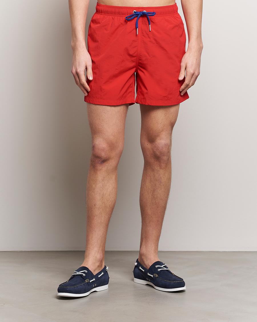 Heren | Afdelingen | GANT | Basic Swimshorts Bright Red