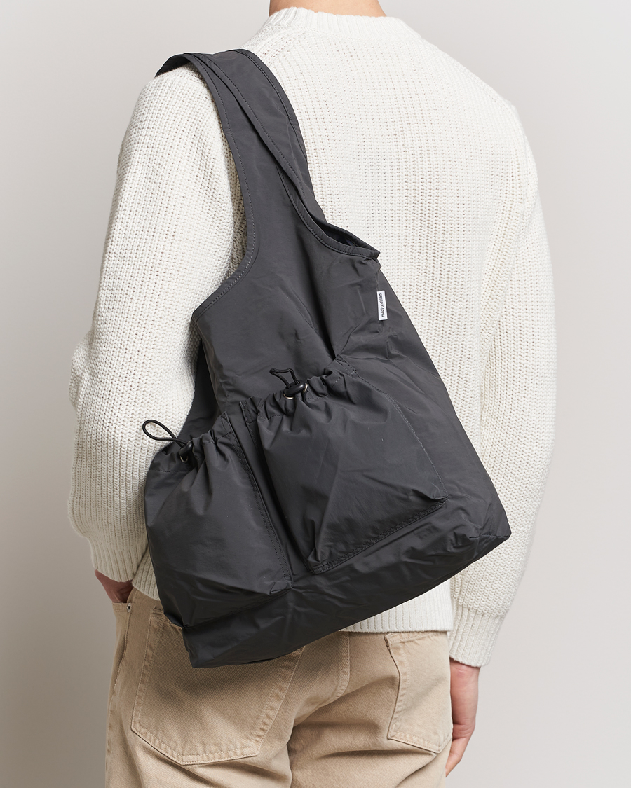 Heren | Nieuwe merken | mazi untitled | Nylon Bore Bag Grey