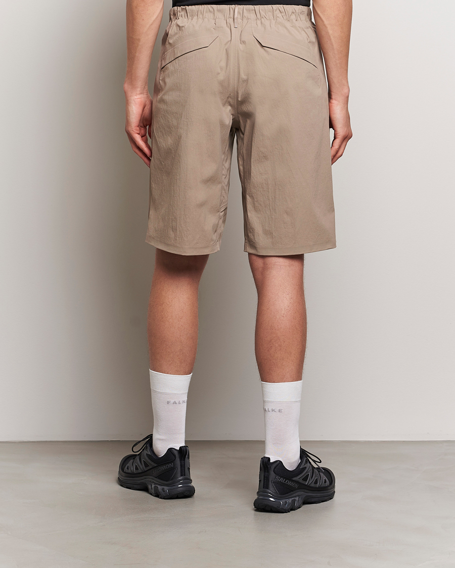 Heren | Korte broek | Arc'teryx Veilance | Spere Lightweight Water Repellent Shorts Soil