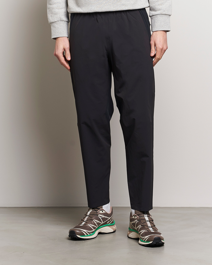 Heren | Broeken | Arc'teryx Veilance | Secant Lightweight Casual Pants Black