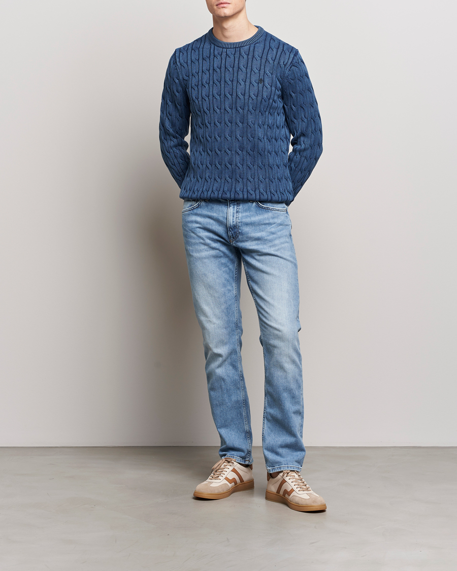 Heren | Truien | Morris | Ethan Cotton Cable Crew Neck Blue