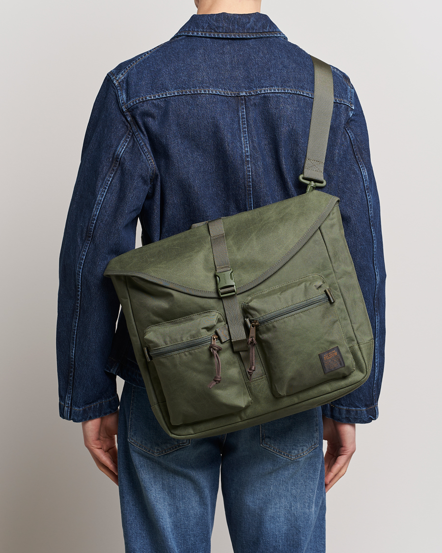 Heren | Active | Filson | Surveyor Messenger Bag Service Green