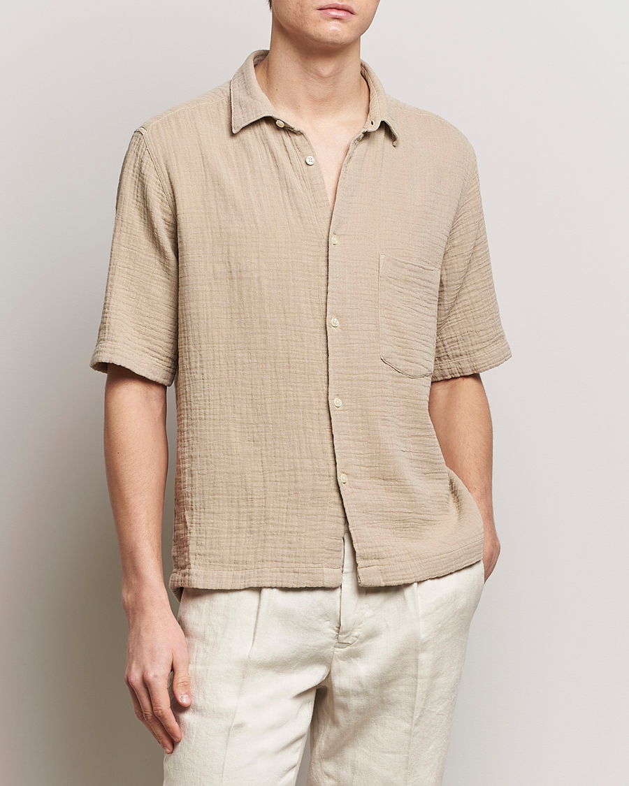 Heren | Overhemden | Oscar Jacobson | Short Sleeve City Crepe Cotton Shirt Beige
