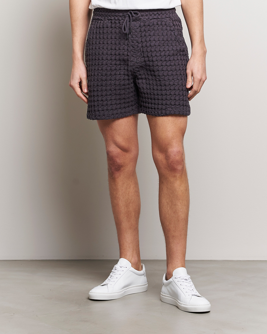 Men |  | OAS | Porto Waffle Shorts Nearly Black