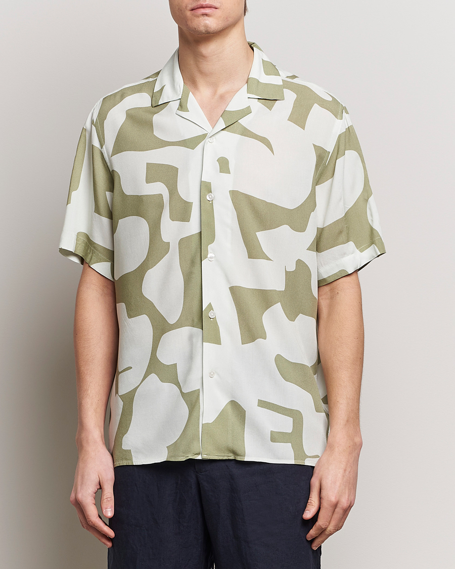 Heren | Overhemden met korte mouwen | OAS | Viscose Resort Short Sleeve Shirt Sage Puzzlotec