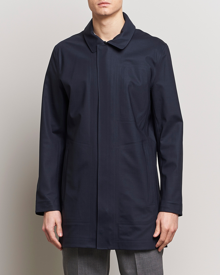 Heren | Mantels | UBR | Sky Fall Savile Waterproof Wool Coat Dark Navy