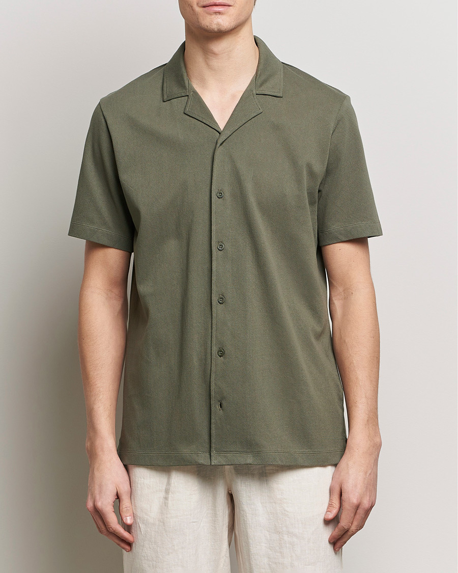 Heren | Overhemden met korte mouwen | Sunspel | Riviera Resort Shirt Khaki
