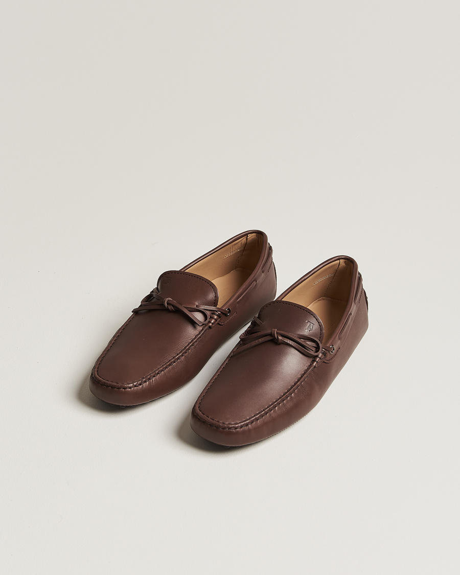 Heren | Tod's Lacetto Gommino Carshoe Dark Brown Calf | Tod's | Lacetto Gommino Carshoe Dark Brown Calf