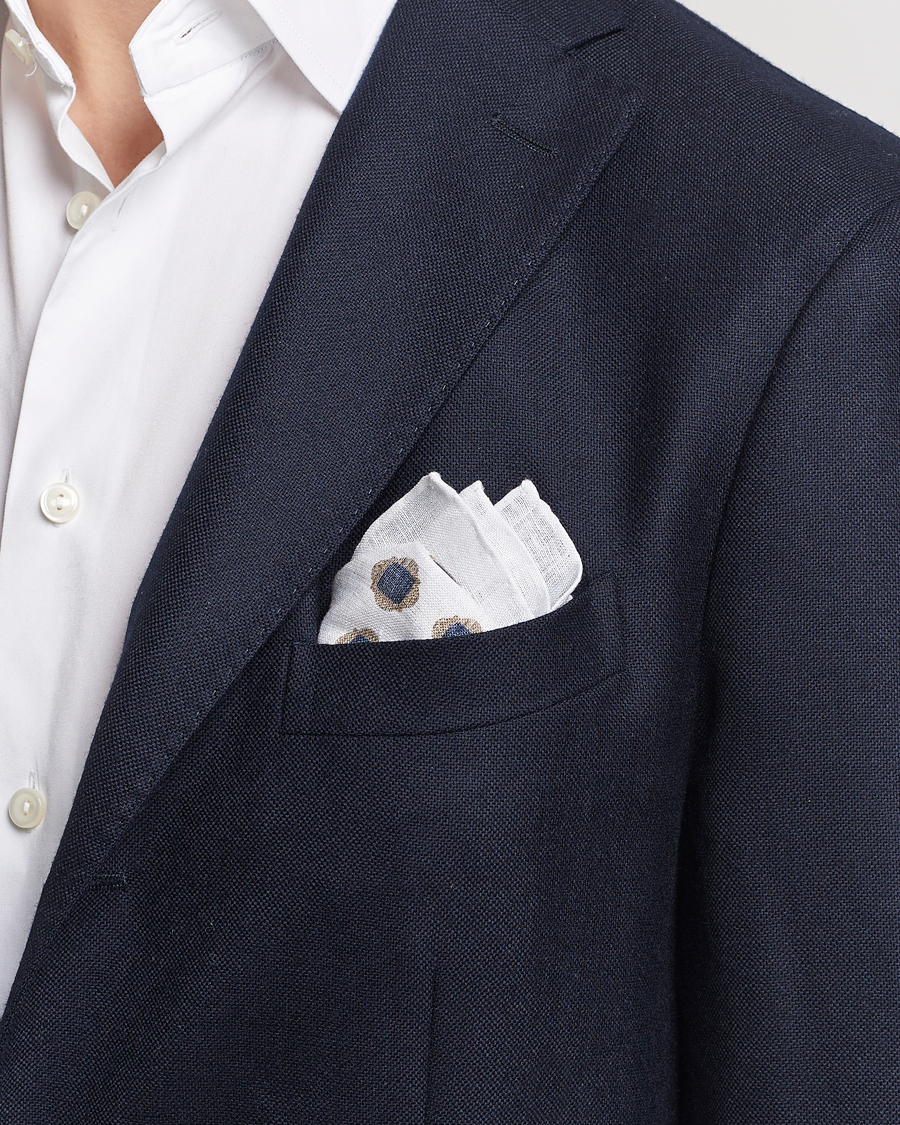 Heren | Pochets | Amanda Christensen | Linen Printed Medallion Pocket Square White