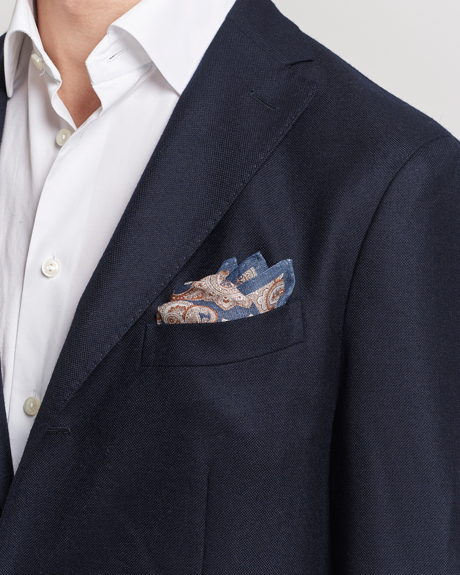 Heren | Business casual | Amanda Christensen | Linen Printed Large Paisley Pocket Square Navy