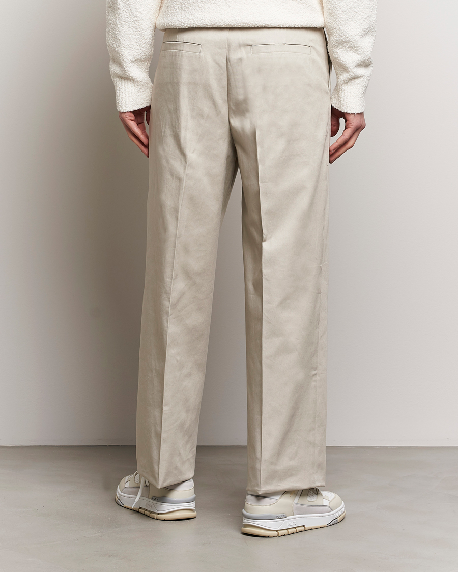 Heren | Broeken | Axel Arigato | Serif Relaxed Fit Trousers Pale Beige
