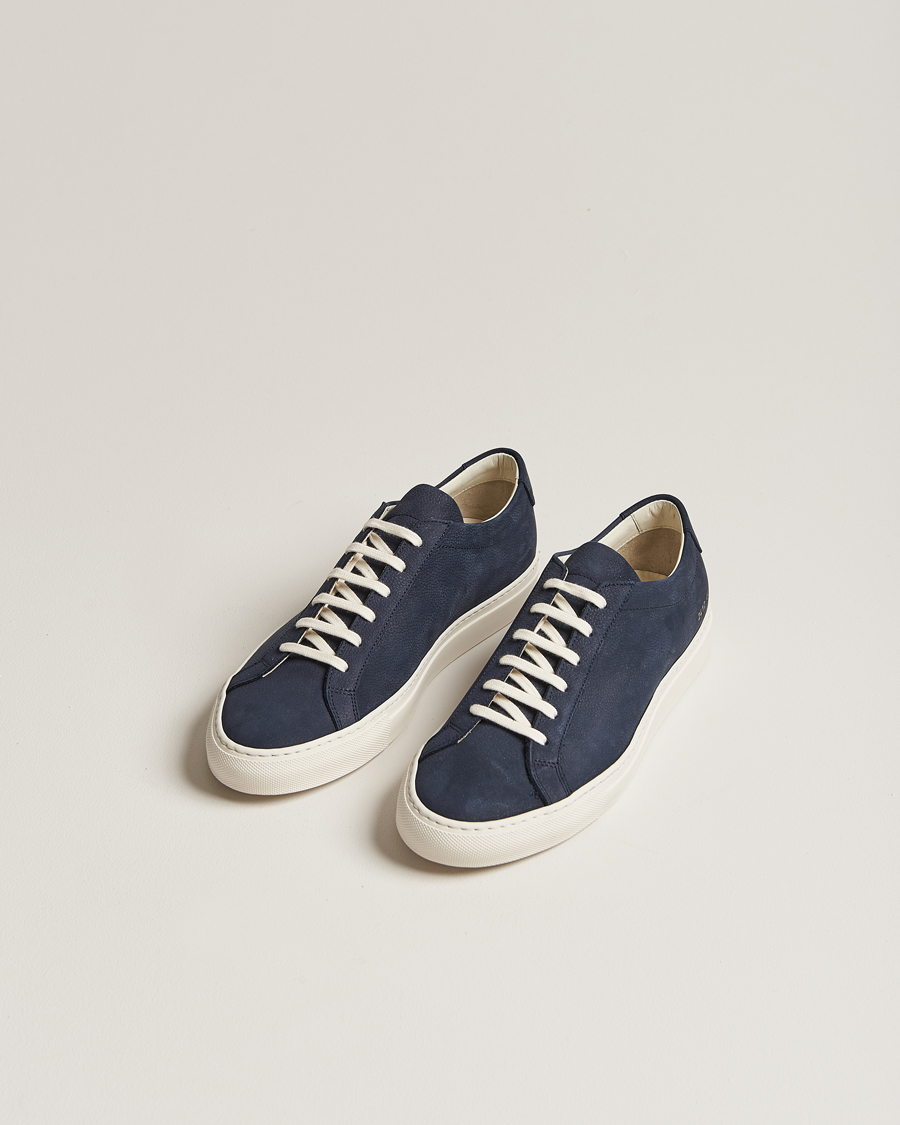 Heren | Contemporary Creators | Common Projects | Original Achilles Pebbled Nubuck Sneaker Navy