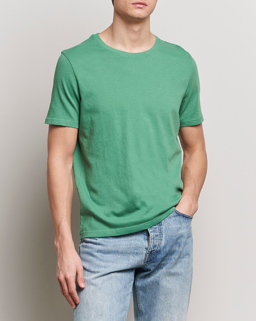 Heren | T-shirts met korte mouwen | Merz b. Schwanen | Organic Cotton Washed Crew Neck T-Shirt Grass Green
