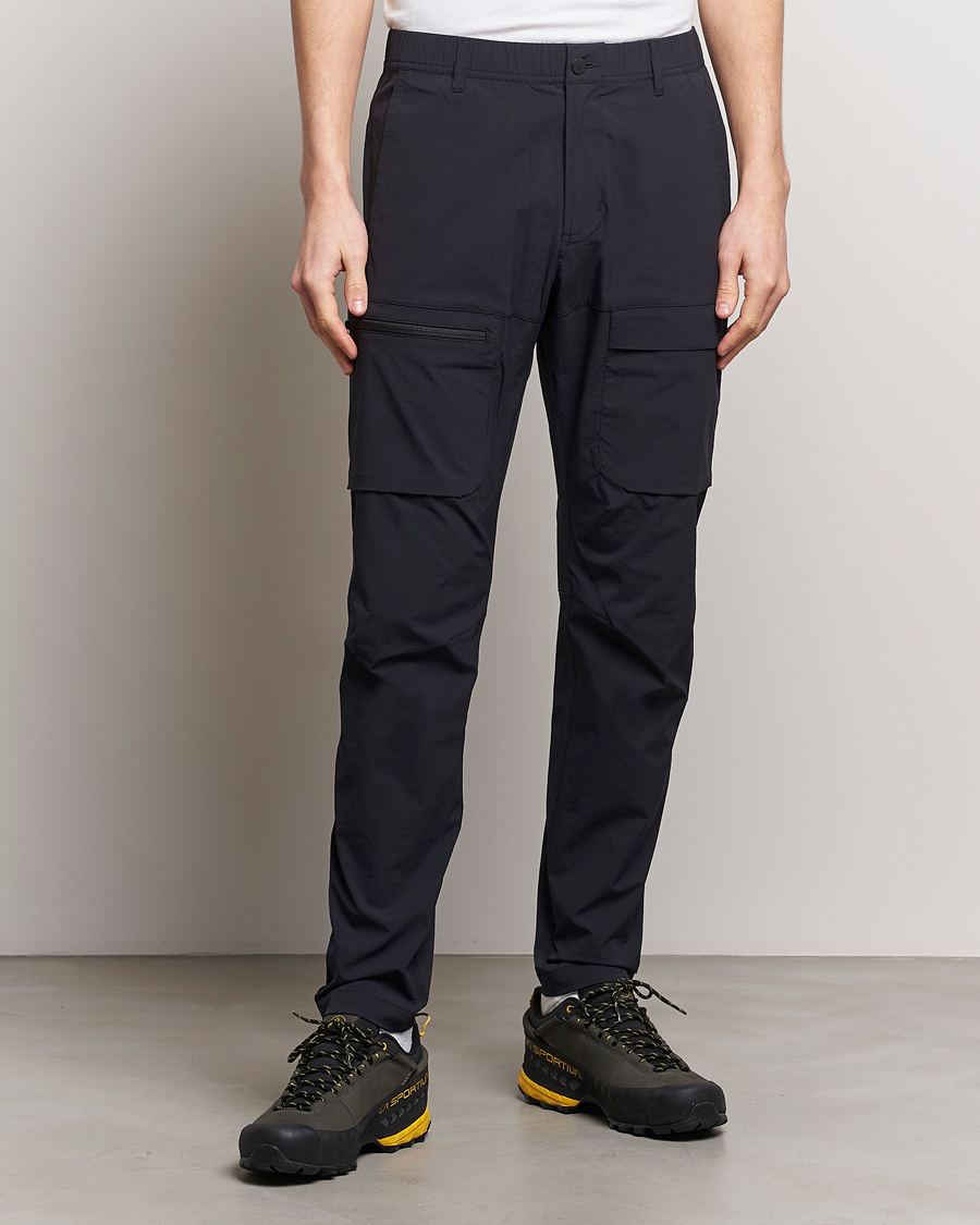 Heren | Broeken | Peak Performance | Light Cargo Pants Black