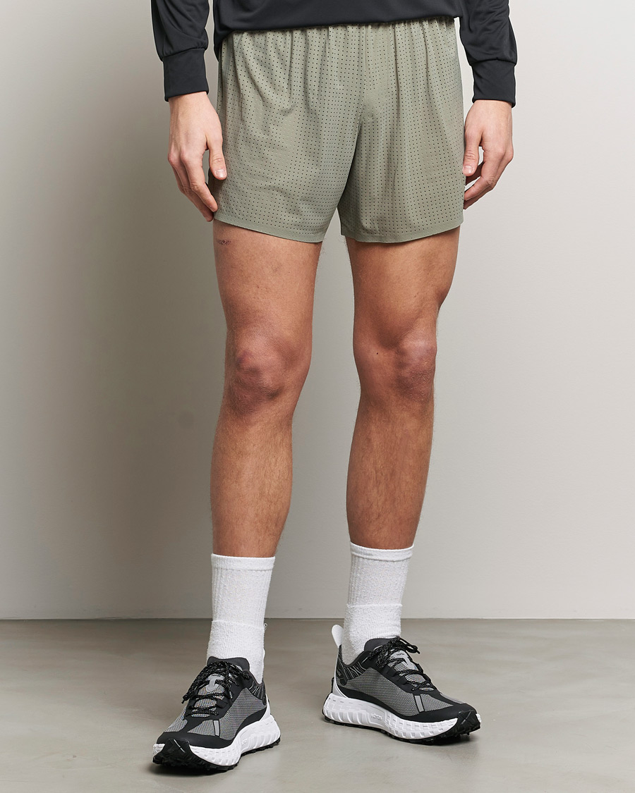 Heren | Functionele shorts | Satisfy | Space-O 5 Inch Shorts Dark Sage