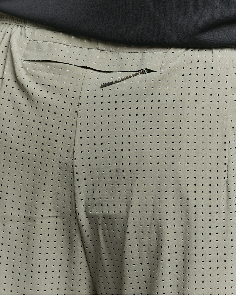 Heren | Korte broek | Satisfy | Space-O 5 Inch Shorts Dark Sage