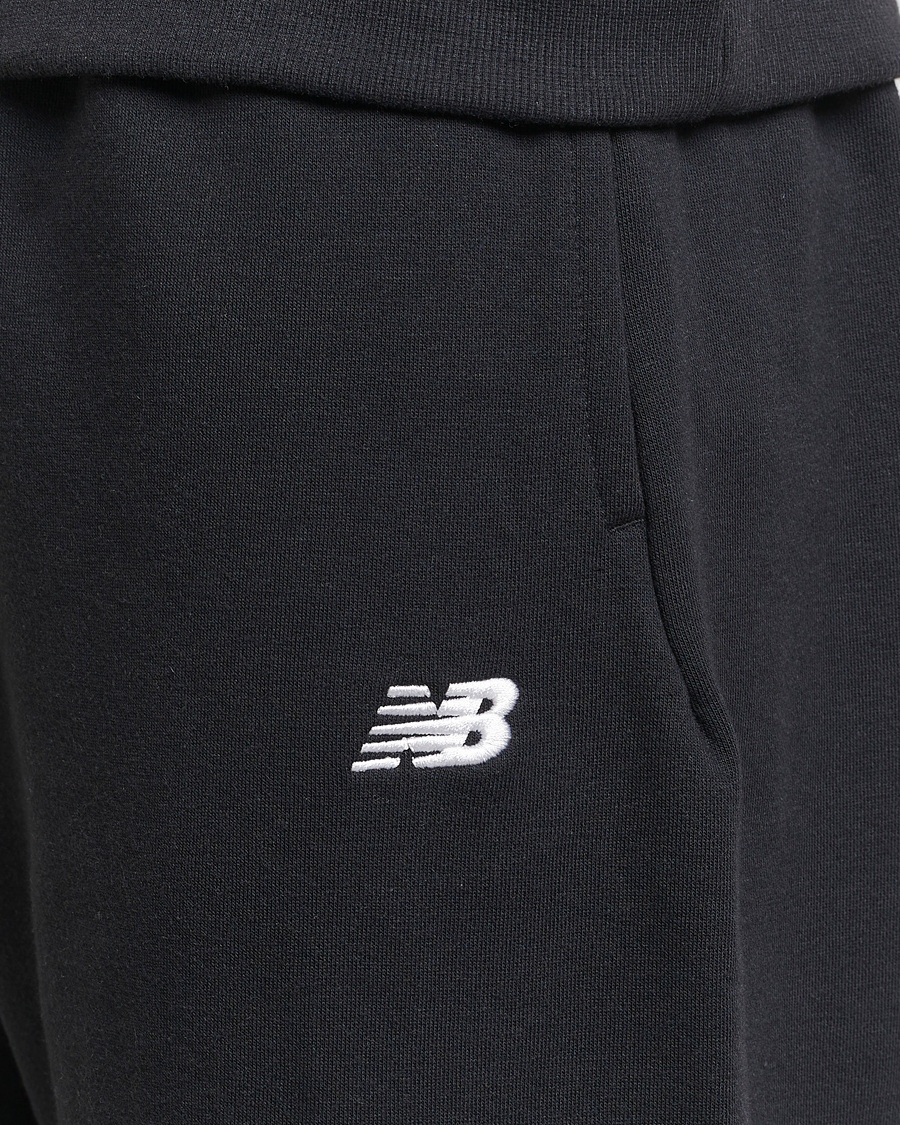 Heren | Broeken | New Balance | Essentials French Terry Sweatpants Black