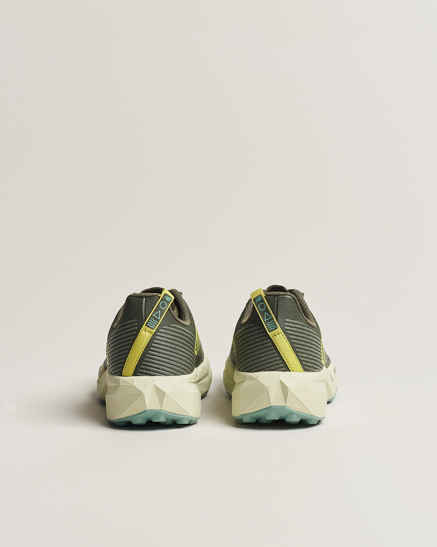 Heren | New Balance Running FuelCell Venym Dark Olivine | New Balance Running | FuelCell Venym Dark Olivine