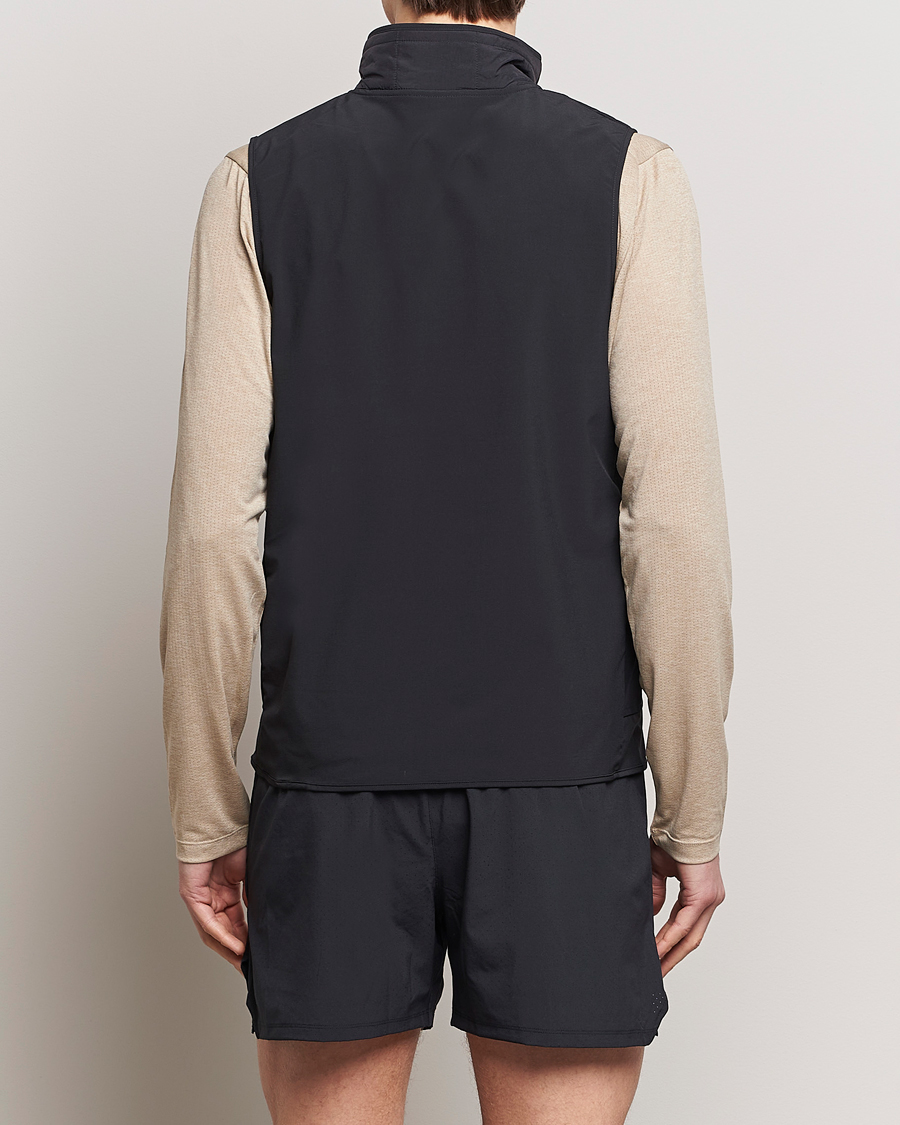 Heren | Jassen | New Balance Running | Athletics Heat Layer Run Vest Black