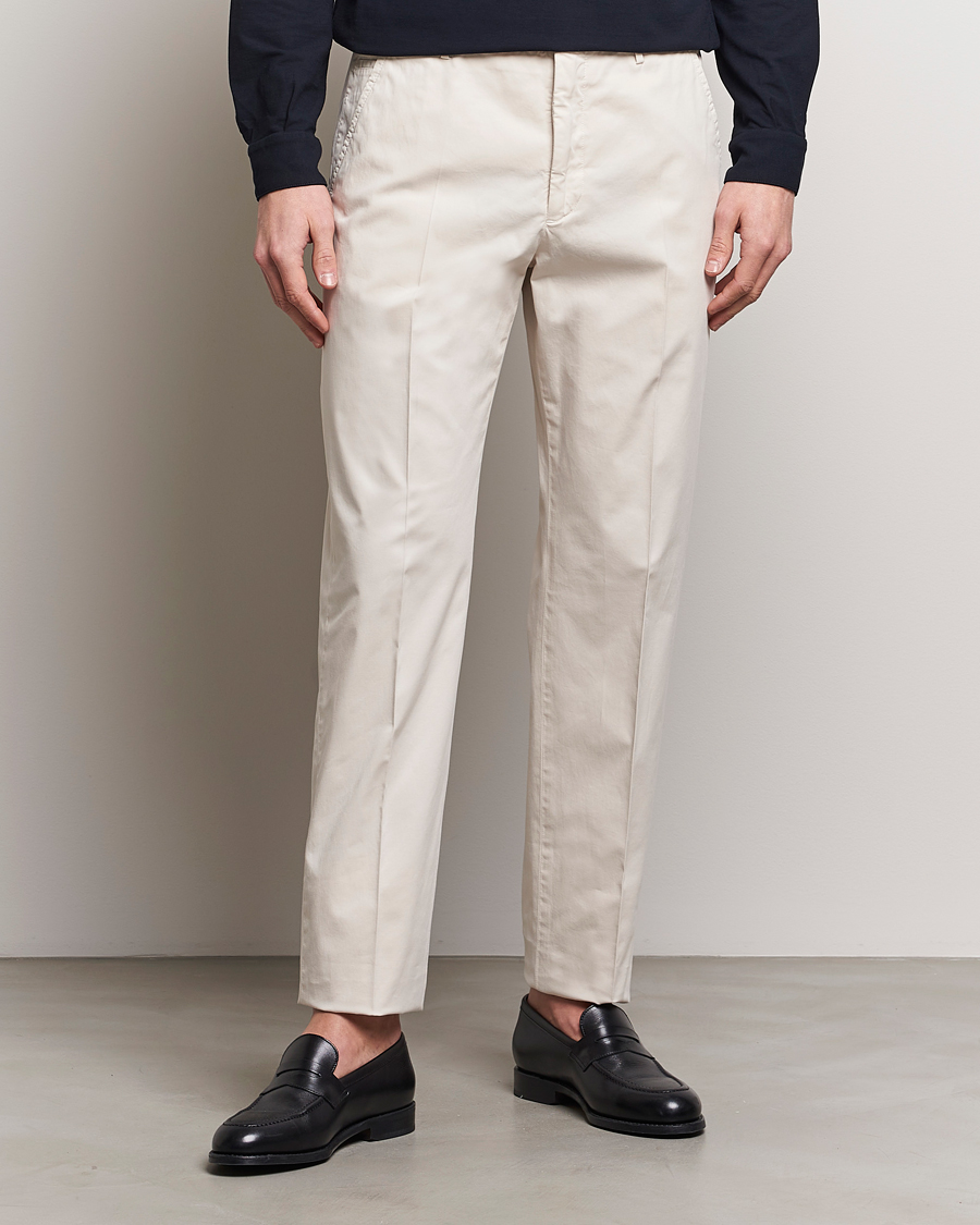Men |  | Incotex | Straight Fit Garment Dyed Chinos Off White