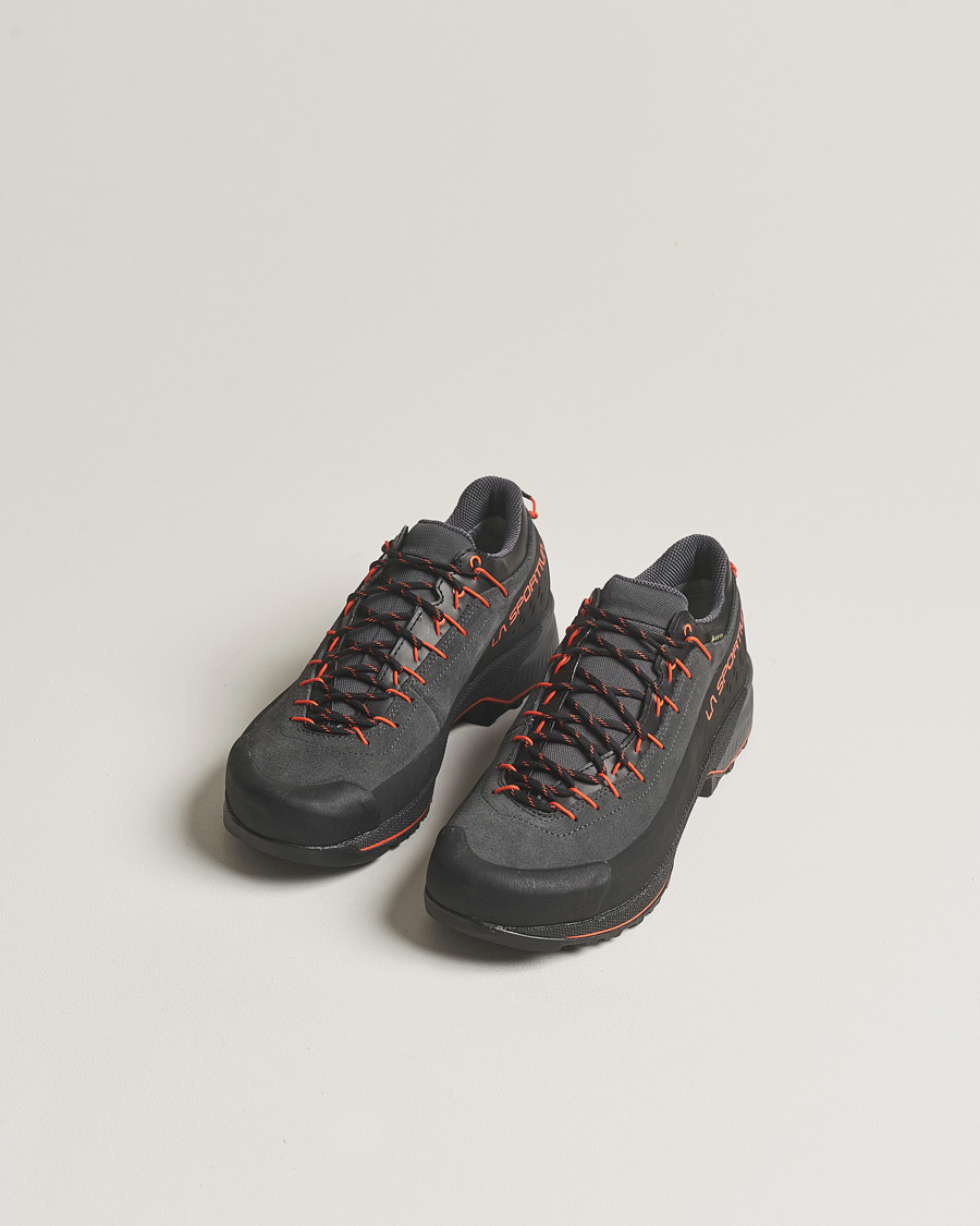 Heren | La Sportiva TX4 Evo GTX Hiking Shoes Carbon/Cherry Tomato | La Sportiva | TX4 Evo GTX Hiking Shoes Carbon/Cherry Tomato
