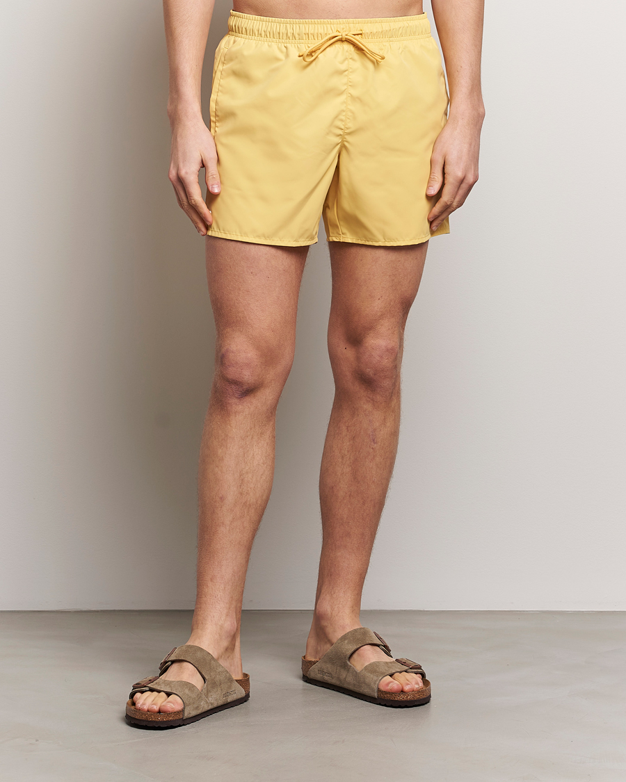 Men | Clothing | Lacoste | Bathingtrunks Cornsilk