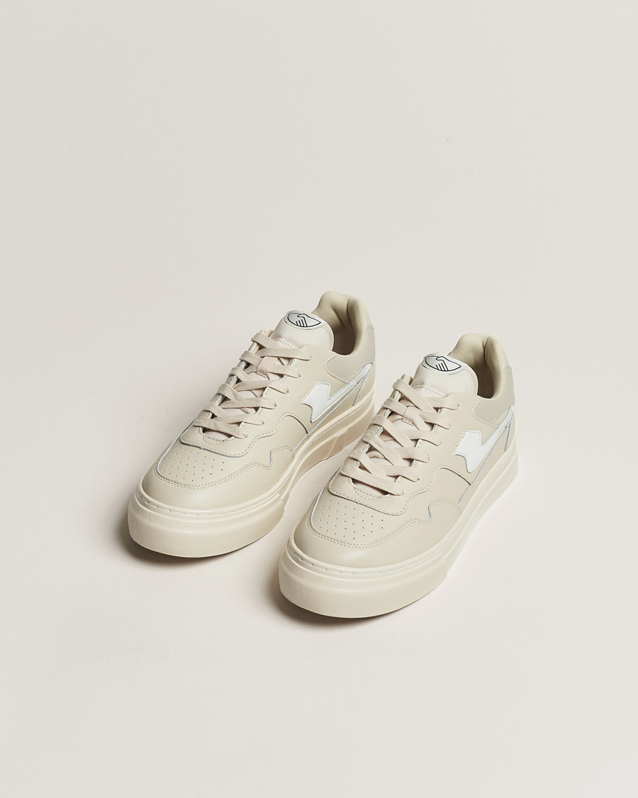 Men | Stepney Workers Club | Stepney Workers Club | Pearl S-Strike Leather Sneaker Ecru/White