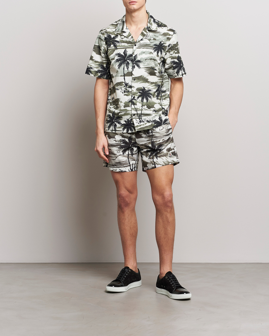 Heren | Zwembroek | Moncler | Palm Printed Swim Shorts White/Olive